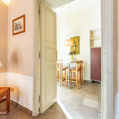 3 House -by Ghor 아파트 *