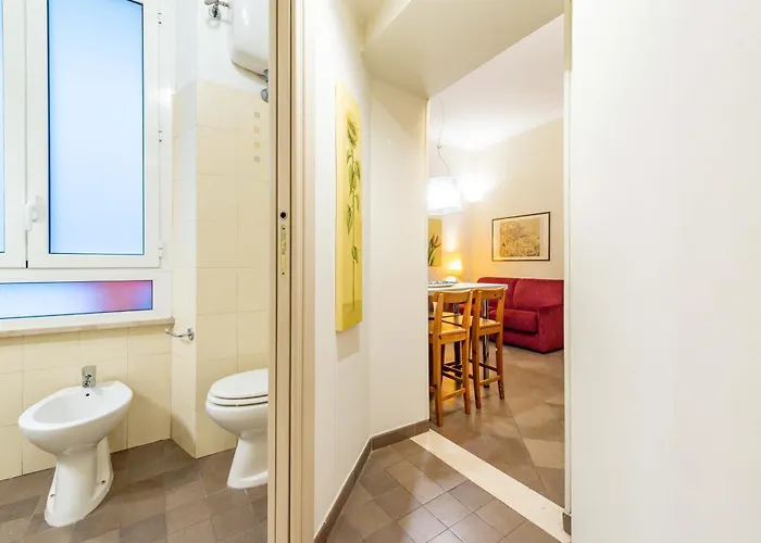 3 House - By Ghor Roma